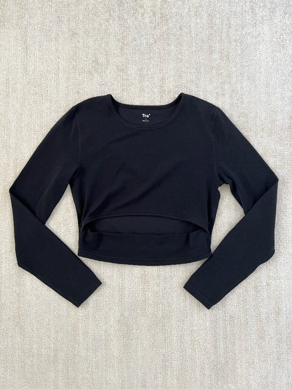Aritzia TNA TNAButter Rideau Cut Out Crop Top Black Size L